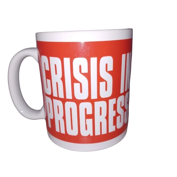 Paws Garfield Crisis‎ In Progress Do Not Disturb Coffee Mug Red - Picture 3 of 6